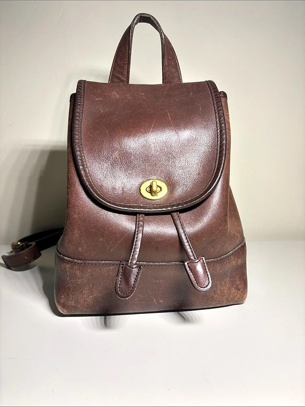 Coach Vintage Coach Turnlock Daypack Style 9960 Leather Backpack in Brown